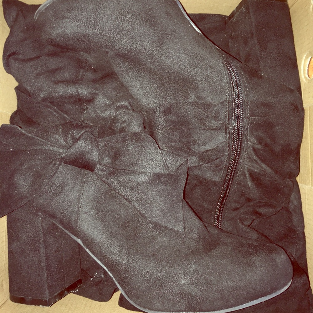 Black boots